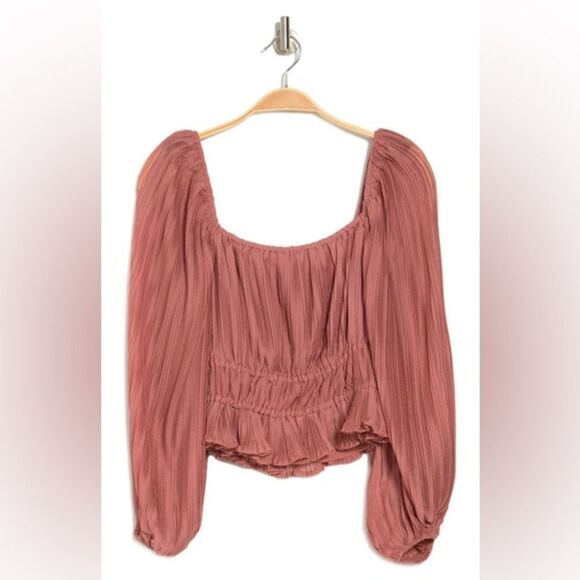Astr Tops - ASTR the Label ASTR Pleated Square Neck Cinched Waist
Blouse